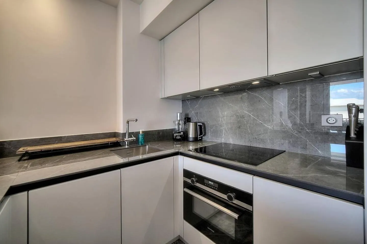 Luxury Superbe Studio Miramar Croisette Cannes 0*,  Francia