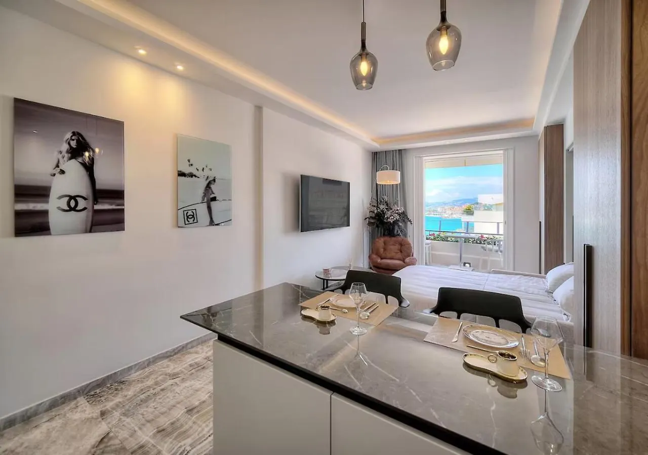 Luxury Superbe Studio Miramar Croisette Cannes 0*,  Francia